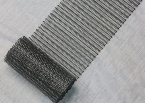 Tejido equilibrado de acero inoxidable 304 de la banda transportadora de malla resistente al aceite