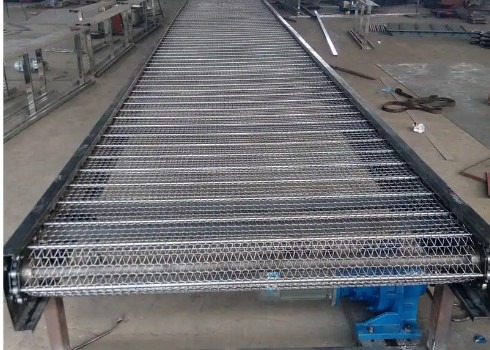 El sistema de transportador de enfriamiento vertical SS encadena a Mesh Conveyor Belt Plain Weave a prueba de herrumbre