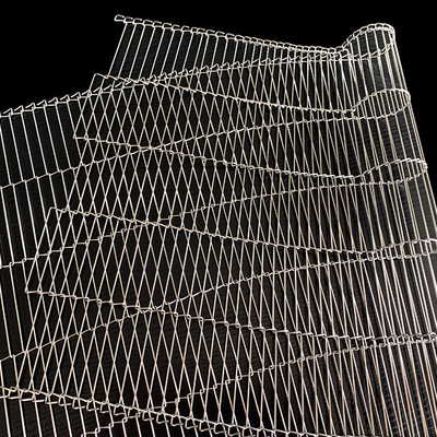 Planta de fabricación de acero inoxidable Flex Conveyor Belt Produces Chocolate plano