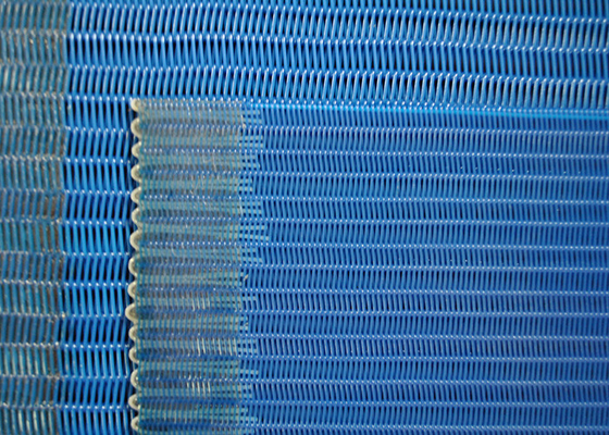 Poliéster espiral Mesh Belt Flat Surface de la anchura 1-10m m del lazo
